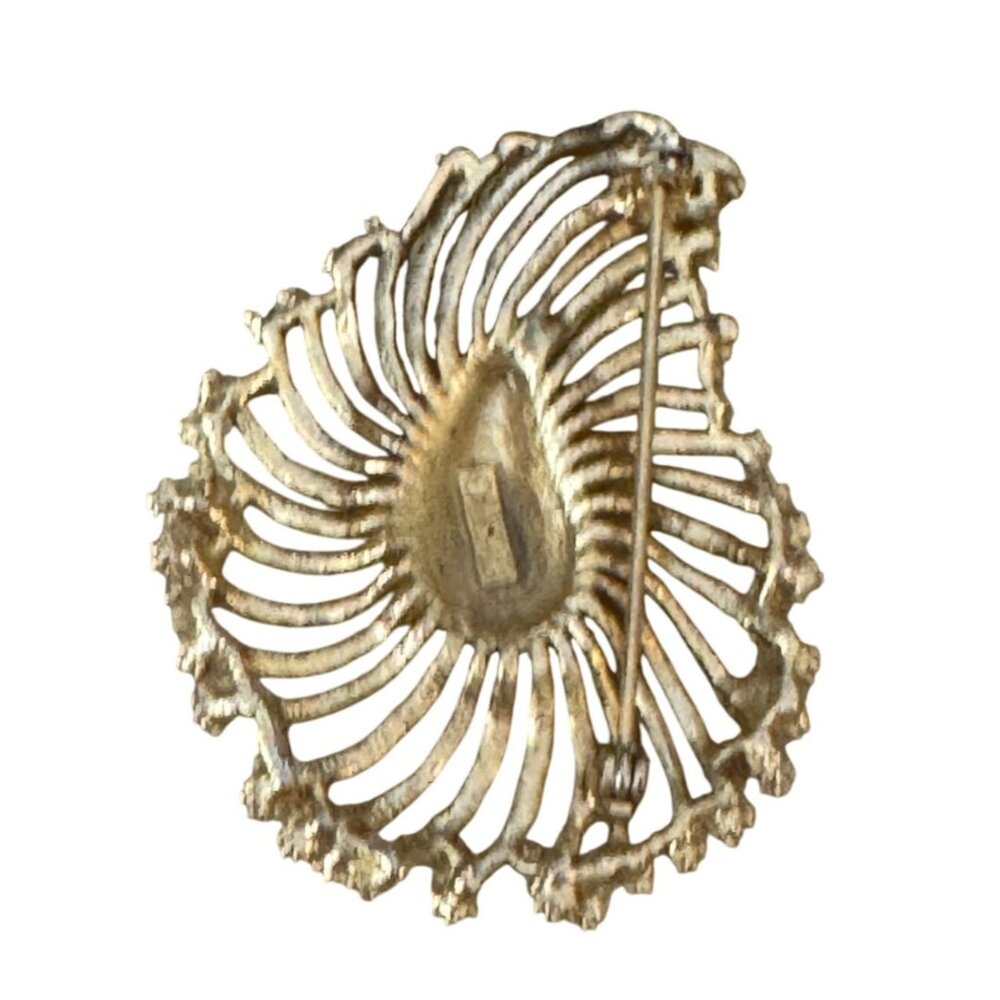 Lisner Vintage Gold Tone Brooch Pin Textured Metal Openwork 2 1/4" x 1 3/4" - Picture 5 of 7